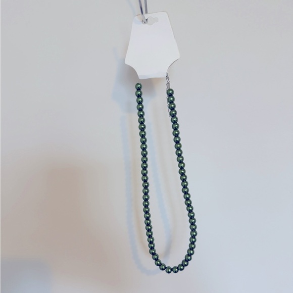 Fashion Jewelry Elegant Green Beaded Pearl Necklace - Picture 1 of 3
